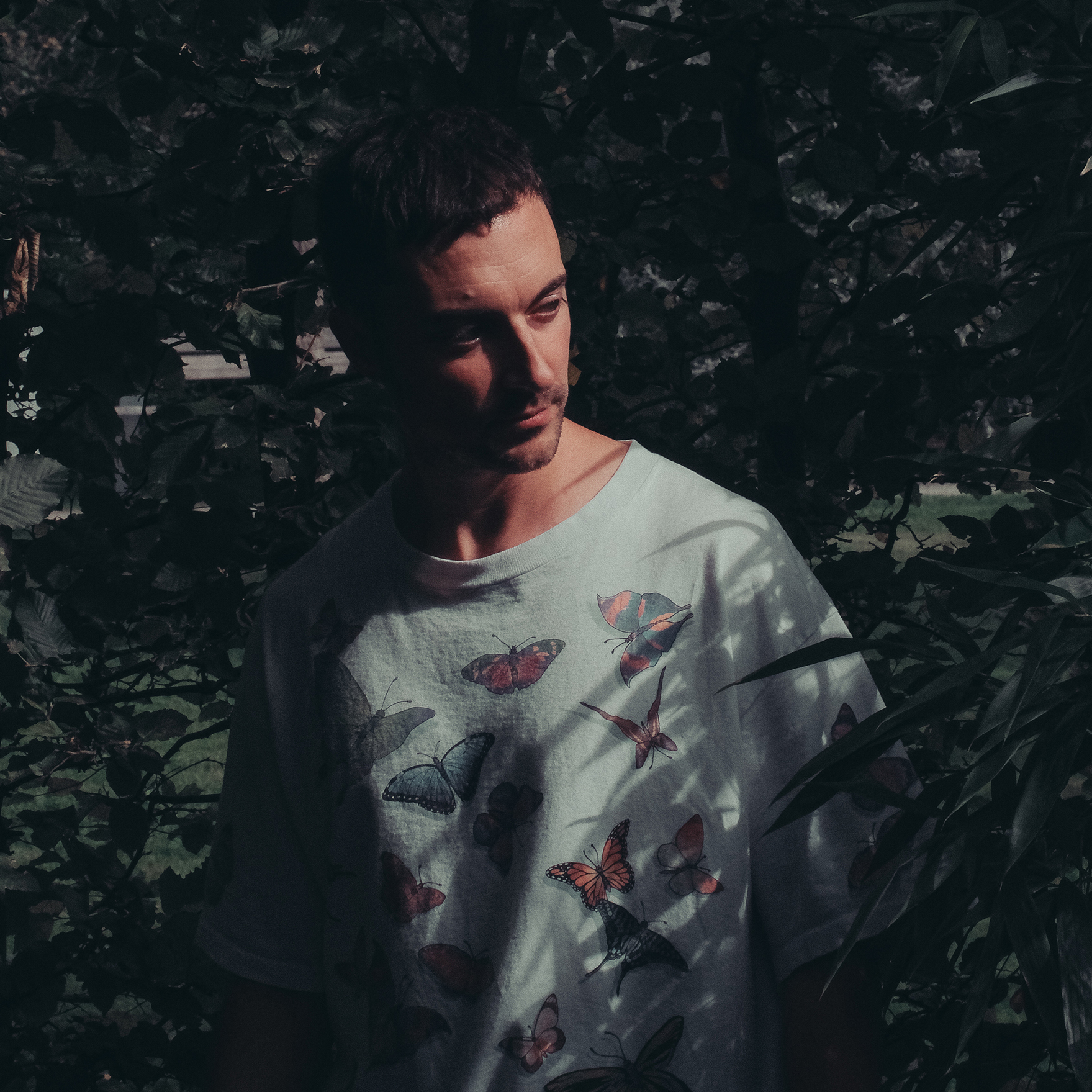 Rhyw - artist offering music feedback on Echio