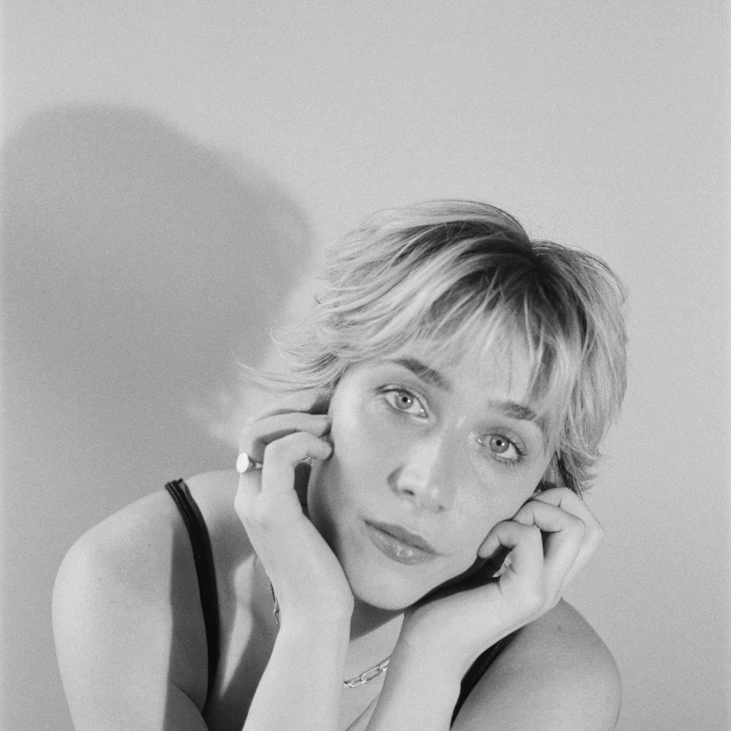 Zara (AU) - Techno artist offering music feedback on Echio